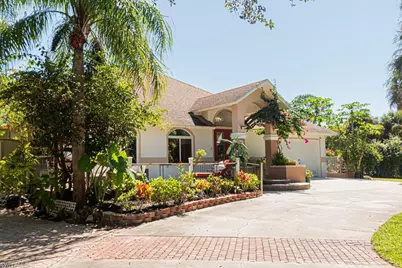 740 31st St SW, Naples, FL 34117 - Photo 8