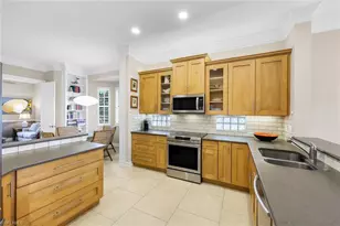 805 Bentwater Cir, Naples, FL 34108 - Photo 8