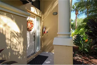 172 Vintage Cir #202, Naples, FL 34119 - Photo 10