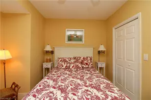 172 Vintage Cir, Naples, FL 34119 - Photo 16