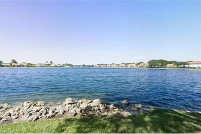 636 Windsor Sq #102, Naples, FL 34104 - Photo 32