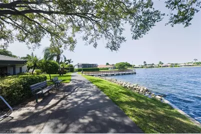 636 Windsor Sq #102, Naples, FL 34104 - Photo 30