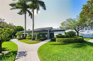 636 Windsor Sq, Naples, FL 34104 - Photo 26