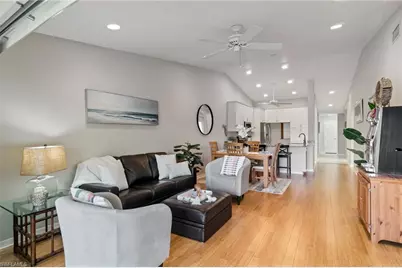 834 Gulf Pavilion Dr #201, Naples, FL 34108 - Photo 14