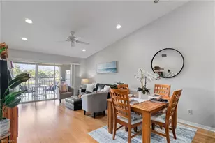 834 Gulf Pavilion Dr, Naples, FL 34108 - Photo 10