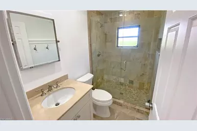 718 Reef Point Cir, Naples, FL 34108 - Photo 10