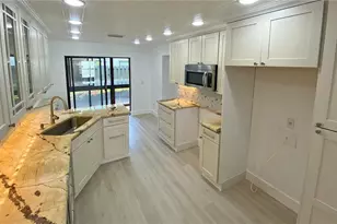 718 Reef Point Cir, Naples, FL 34108 - Photo 12