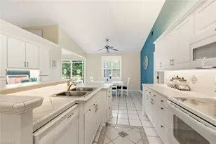 157 Versailles Cir, Naples, FL 34112 - Photo 12