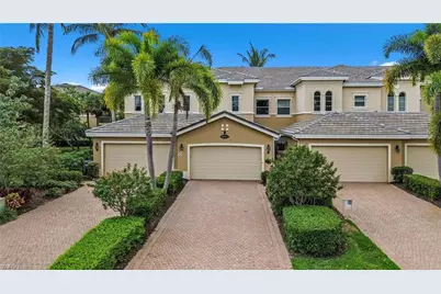3053 Aviamar Cir #201, Naples, FL 34114 - Photo 2