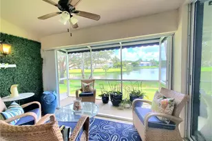 385 Dover Pl, Naples, FL 34104 - Photo 22