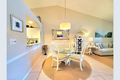 385 Dover Pl #4-402, Naples, FL 34104 - Photo 4