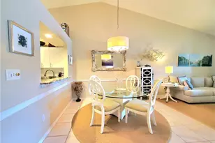 385 Dover Pl, Naples, FL 34104 - Photo 4