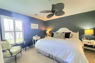 385 Dover Pl, Naples, FL 34104 - Photo 20