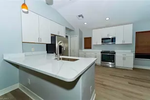 2601 E 8th St, Lehigh Acres, FL 33936 - Photo 8
