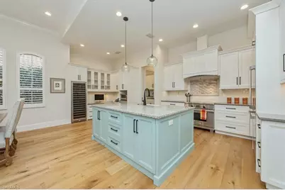 1007 Tivoli Dr, Naples, FL 34104 - Photo 8