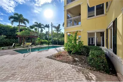 325 3rd St S #6, Naples, FL 34102 - Photo 36