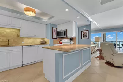3443 Gulf Shore Blvd N #710, Naples, FL 34103 - Photo 8