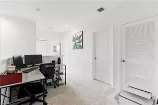 7578 Rockefeller Dr, Naples, FL 34119 - Photo 22