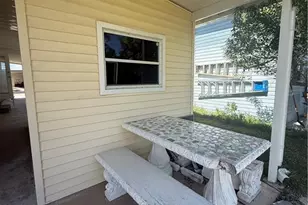 350 Shoreland Dr, Fort Myers, FL 33905 - Photo 36