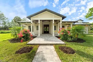 699 1st St NW, Naples, FL 34120 - Photo 1