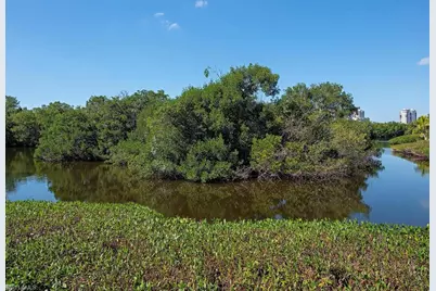 7817 Vizcaya Way, Naples, FL 34108 - Photo 24