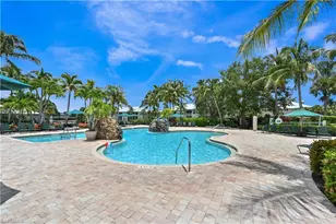 7915 Mahogany Run Ln, Naples, FL 34113 - Photo 6