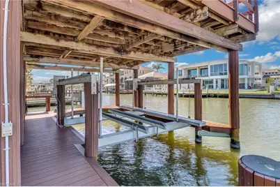 368 Germain Ave, Naples, FL 34108 - Photo 30
