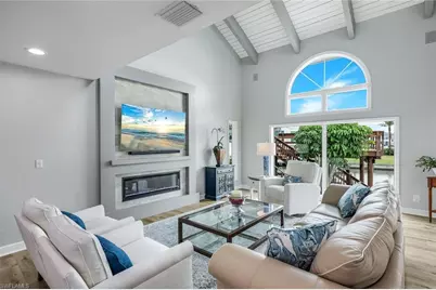 368 Germain Ave, Naples, FL 34108 - Photo 8