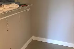 1085 Forest Lakes Dr, Naples, FL 34105 - Photo 22