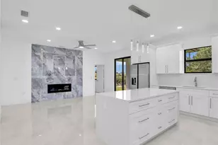 2811 Cerito Ave N, Lehigh Acres, FL 33971 - Photo 10