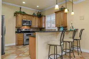 3572 Corinthian Way, Naples, FL 34105 - Photo 8