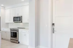 1035 3rd Ave S, Naples, FL 34102 - Photo 14