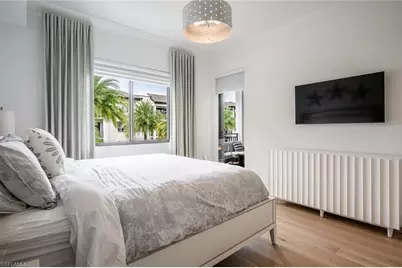 1035 3rd Ave S #414, Naples, FL 34102 - Photo 16