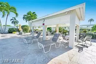 89 Pacific Way, Naples, FL 34104 - Photo 26