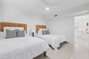 1212 10th Ave N, Naples, FL 34102 - Photo 14