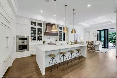 3200 Crayton Rd, Naples, FL 34103 - Photo 8