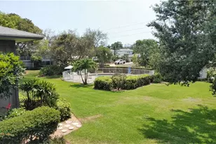 3300 Binnacle Dr, Naples, FL 34103 - Photo 8