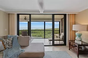 17 Bluebill Ave, Naples, FL 34108 - Photo 8