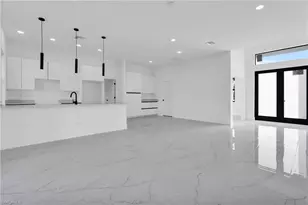 746 Colyer St E, Lehigh Acres, FL 33974 - Photo 12