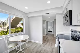 250 Candycane Ln, Naples, FL 34112 - Photo 2