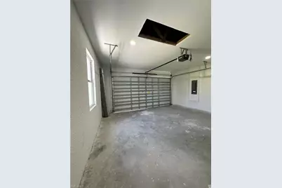 718 Chattman St E, Lehigh Acres, FL 33974 - Photo 26