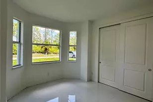 718 Chattman St E, Lehigh Acres, FL 33974 - Photo 8