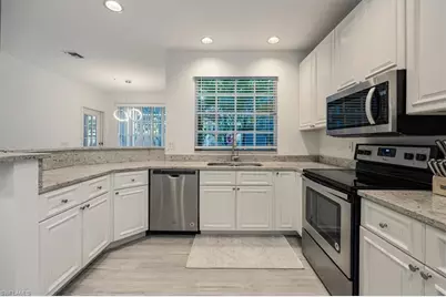 3722 Rachel Ln, Naples, FL 34103 - Photo 10