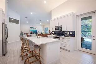 6572 Chestnut Cir, Naples, FL 34109 - Photo 6