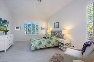 6572 Chestnut Cir, Naples, FL 34109 - Photo 8