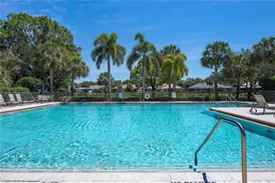 6572 Chestnut Cir, Naples, FL 34109 - Photo 16