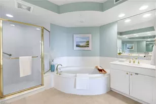 455 Cove Tower Dr, Naples, FL 34110 - Photo 24