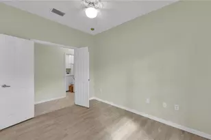 7730 Woodbrook Cir, Naples, FL 34104 - Photo 8