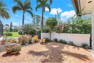 4701 Oak Leaf Dr, Naples, FL 34119 - Photo 38