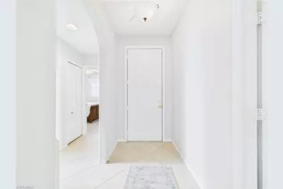 6828 Sterling Greens Pl #4206, Naples, FL 34104 - Photo 4